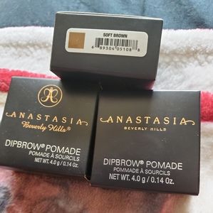 Anastasia Beverly hills pomade